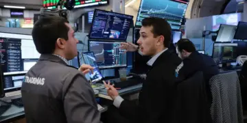 Wall Street Review: S&P 500 Surpasses 7,100 for First Time