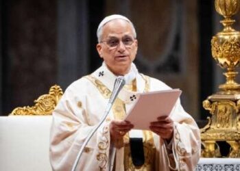 El Papa León XIV pronuncia su discurso durante la Misa Crismal del Jueves Santo en la Basílica de San Pedro.