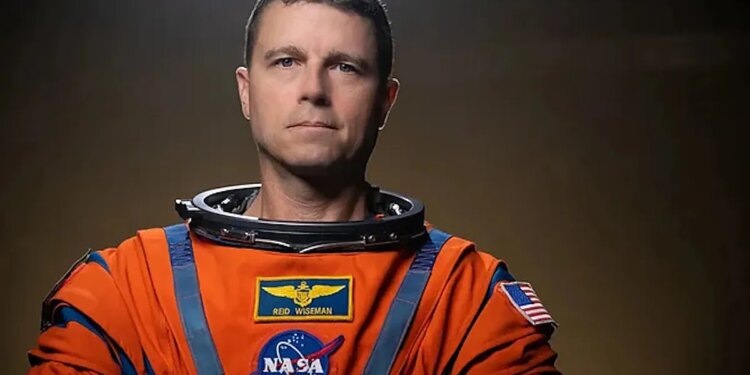 Explicación de la verdad sobre los antecedentes religiosos de Reid Wiseman