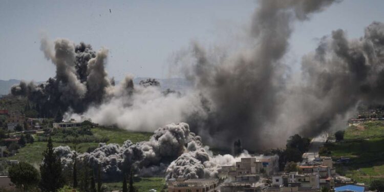 Israel mató a casi 100 personas en el Líbano el día previo al alto el fuego