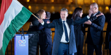 La derrota de Orbán en Hungría indica la debilidad de la extrema derecha, no la fuerza de la izquierda