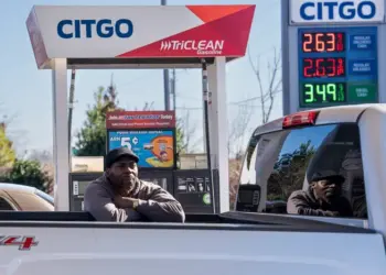 US Annual Inflation Shoots Up to 3.3 Percent, Highest Level Since May 2024