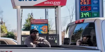 US Annual Inflation Shoots Up to 3.3 Percent, Highest Level Since May 2024