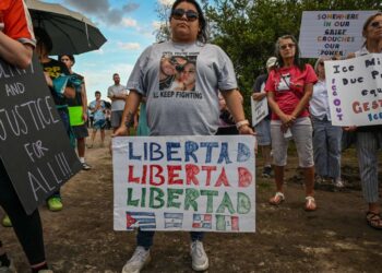 La orden del juez para el “cocodrilo Alcatraz” puede determinar el acceso legal a otras cárceles de ICE