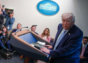 La propuesta presupuestaria de Trump destruye los programas de salud y alimentación para alimentar la máquina de guerra