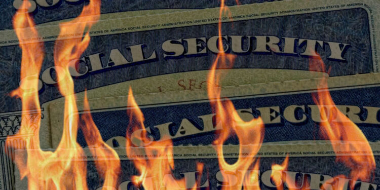 Los ataques de DOGE a la seguridad social han dejado a millones en la estacada