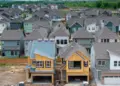 US Homebuilders Lean on Incentives to Unload Homes in Challenging Market