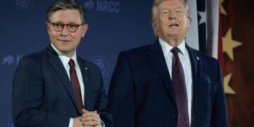 Los datos de las encuestas presagian un posible desastre para los republicanos en las elecciones intermedias