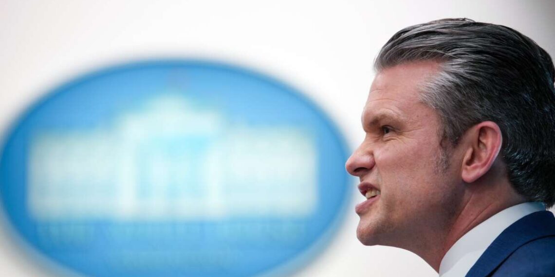 Los demócratas presentan artículos de acusación contra Pete Hegseth