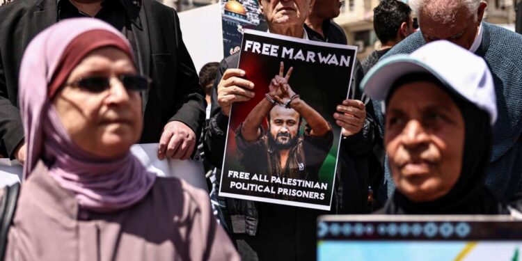 Los prisioneros palestinos viven de la esperanza. La pena de muerte impuesta por Israel tiene como objetivo destruirlo.