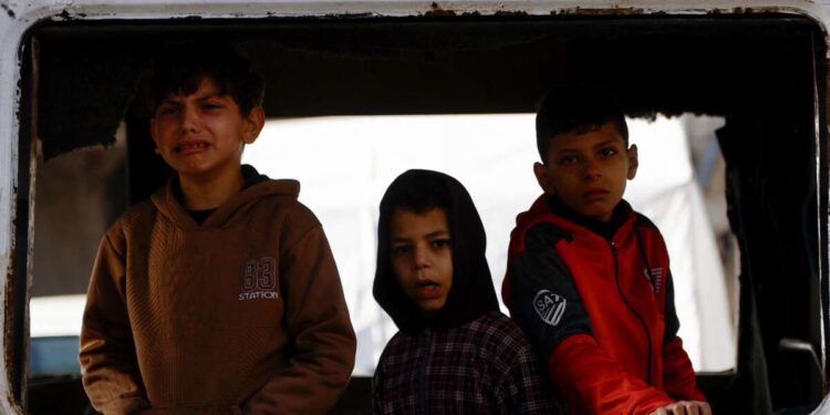 Principal grupo palestino por los derechos de los niños cierra sus contraventanas después de ser atacado por Israel