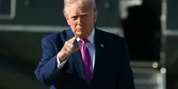 Trump Says US ‘Loading up the Ships’ Ahead of Iran Talks, Signals Military Option If Diplomacy Fails