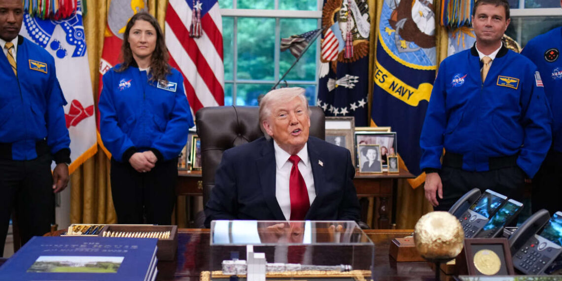 El ataque de Trump a la ciencia se intensifica con el despido de toda la Junta Nacional de Ciencias