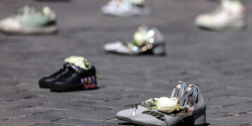 En el Día de la Madre, lloraré junto a los afligidos padres de Minab