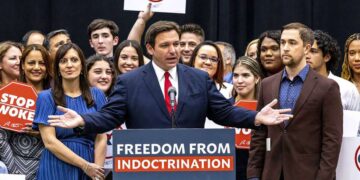 Florida crea un nuevo curso conservador de historia de EE. UU. como alternativa al AP