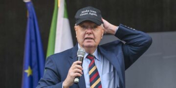 Graham dice que la “victoria” de Estados Unidos sería abrir el estrecho que estaba abierto antes de la guerra