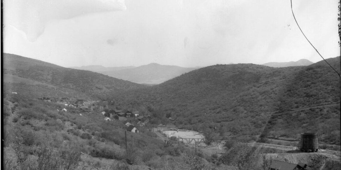 La mina McCabe en McCabe, Arizona, produjo un total de alrededor de 200.000 dólares en oro en 1893. (Cortesía del Centro de Investigación del Museo Sharlot Hall)