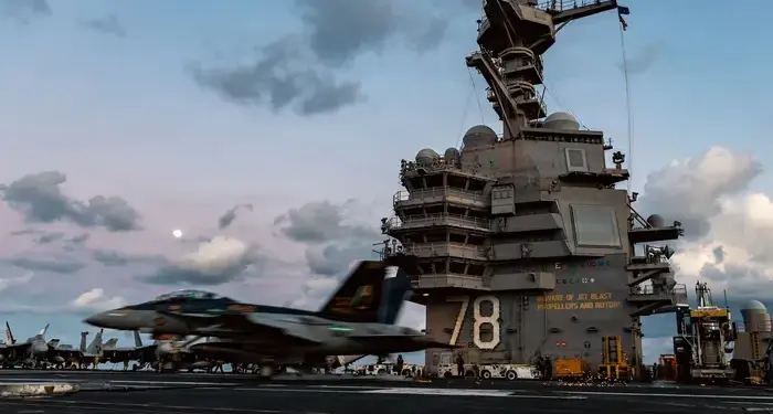 3 US Warships Fended off Iranian Missile, Drone Attacks, CENTCOM Says