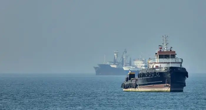Trump Paused Hormuz Naval Mission Amid Progress in Iran Talks: Israeli Officials