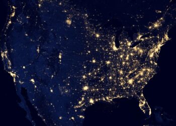 Google lanza un satélite para probar centros de datos en órbita